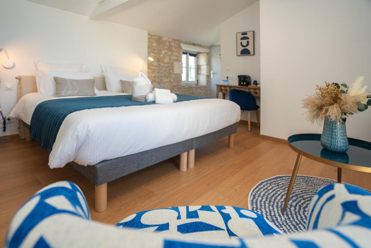 Hotel Le Square Saint-Pierre-d'Oleron Exterior foto