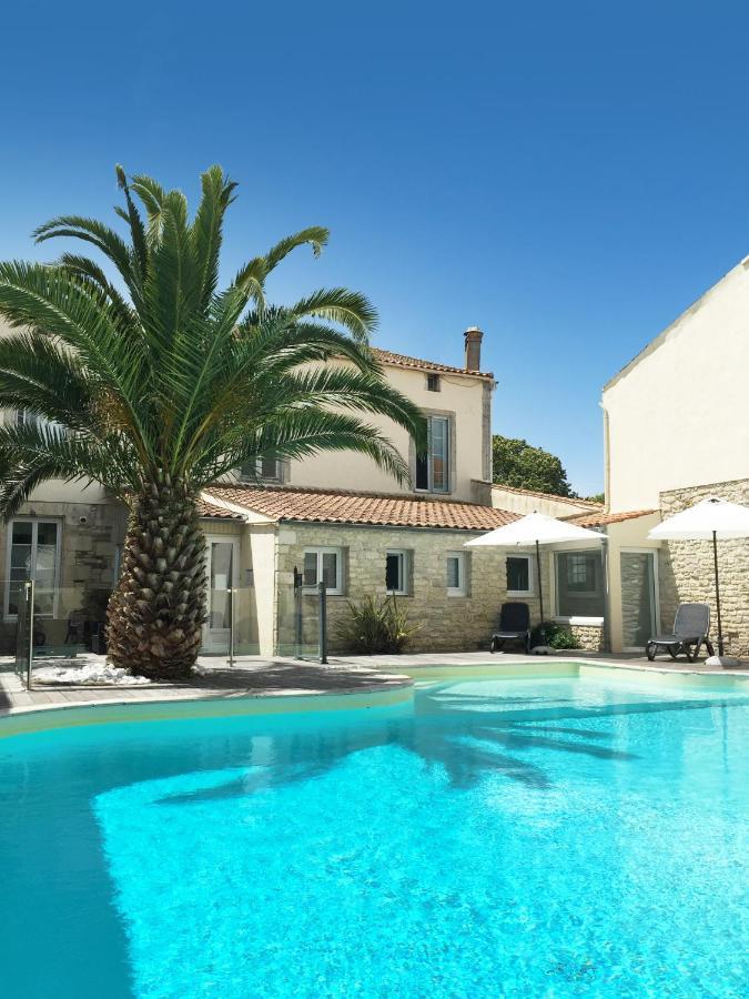 Hotel Le Square Saint-Pierre-d'Oleron Exterior foto